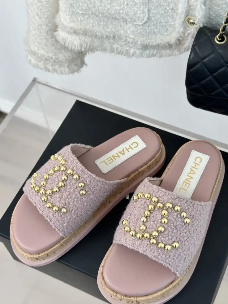 hype Chanel Slippers