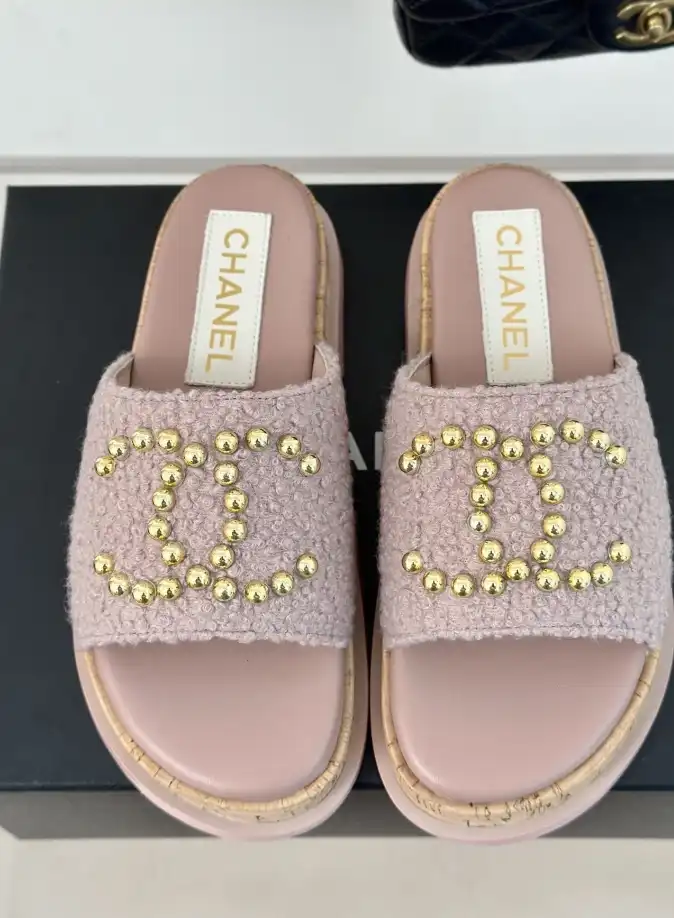 hype Chanel Slippers