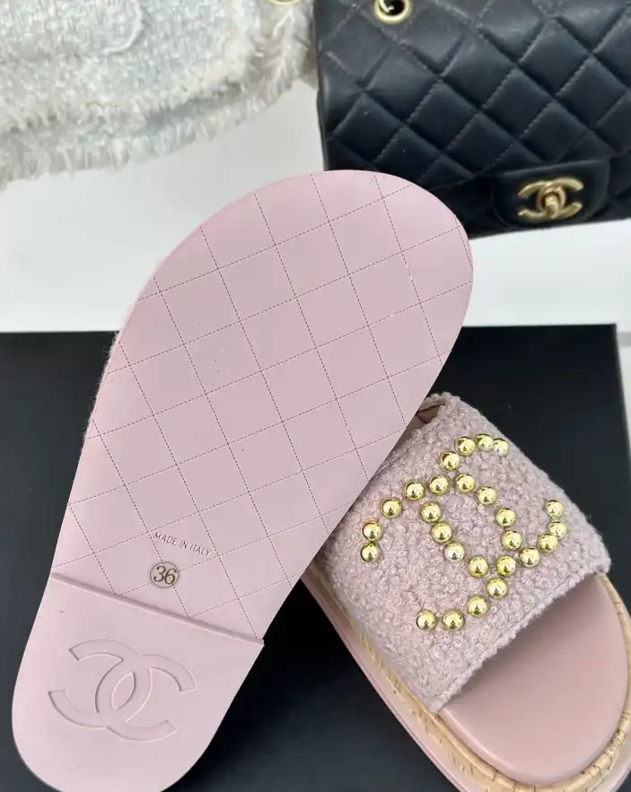 hype Chanel Slippers