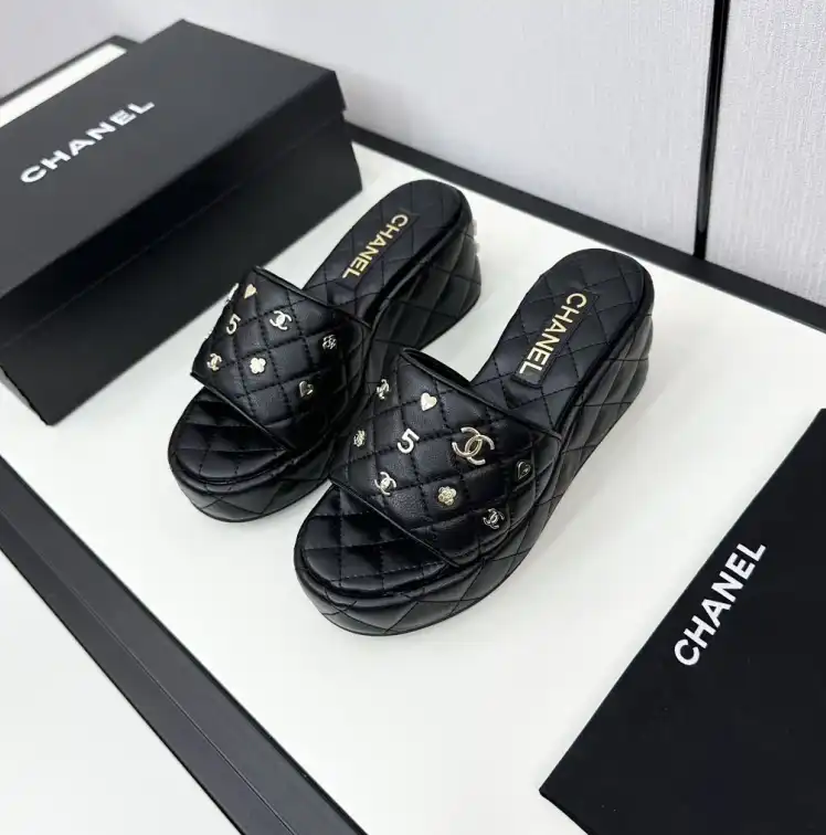 hype Chanel Slippers