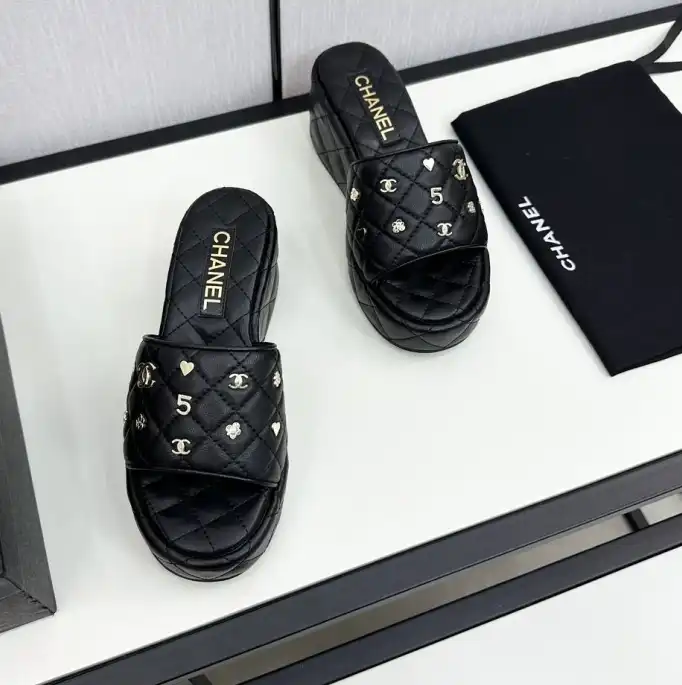 hype Chanel Slippers