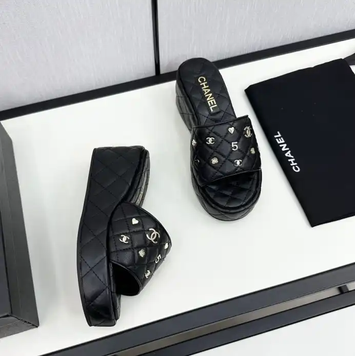 hype Chanel Slippers