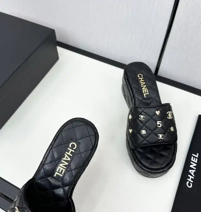 hype Chanel Slippers