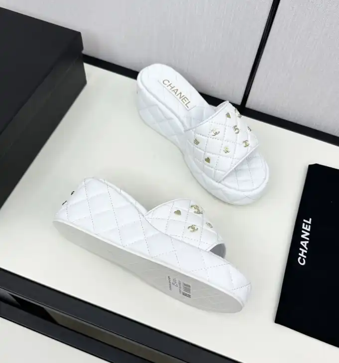 hype Chanel Slippers