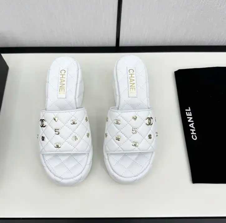 hype Chanel Slippers