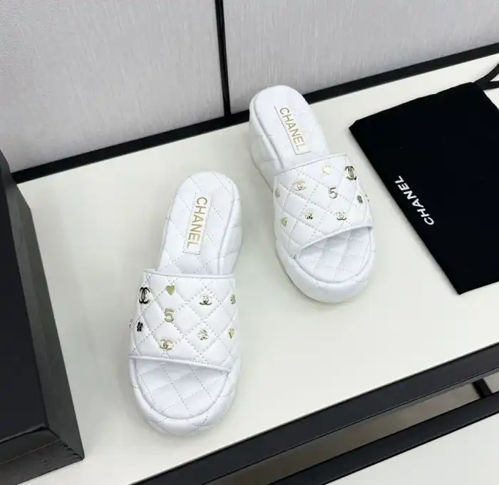 hype Chanel Slippers