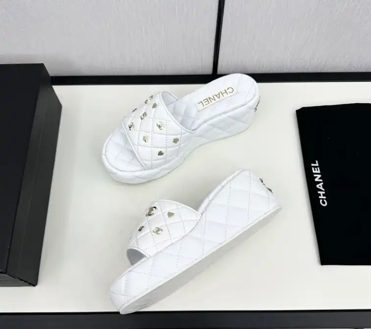 hype Chanel Slippers