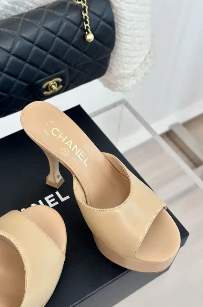 hype Chanel Slippers