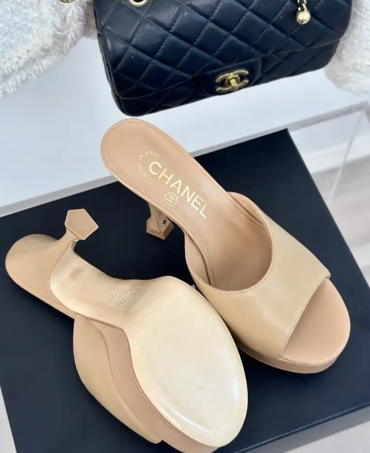 hype Chanel Slippers