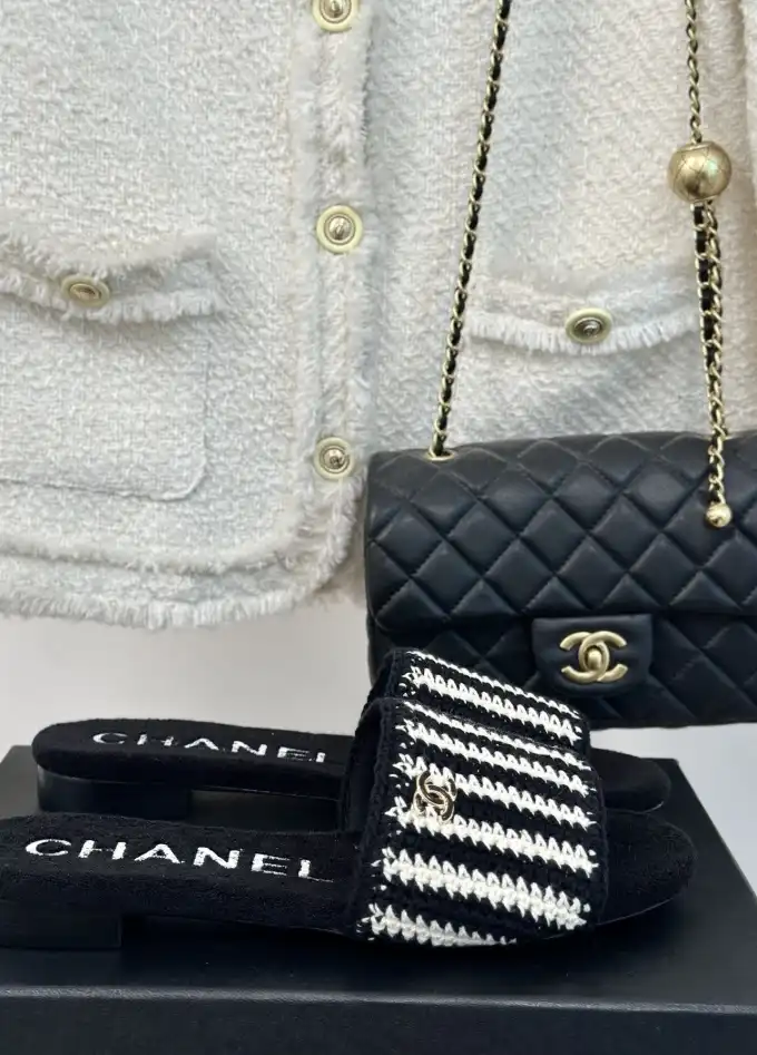 hype Chanel Slippers