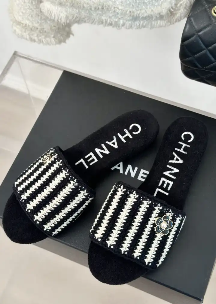 hype Chanel Slippers