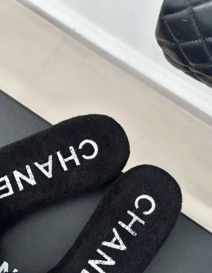 hype Chanel Slippers