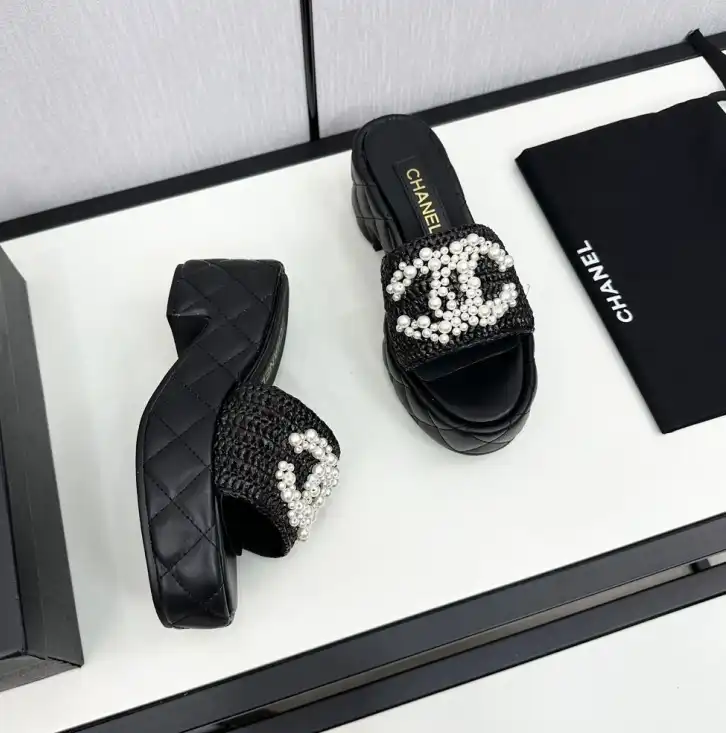 hype Chanel Slippers