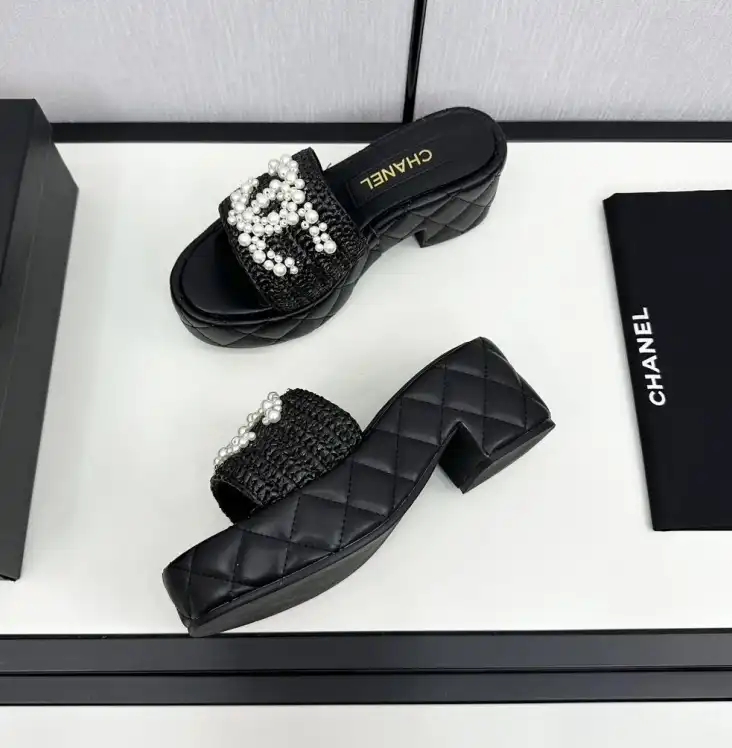 hype Chanel Slippers