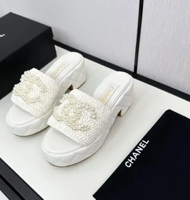 hype Chanel Slippers