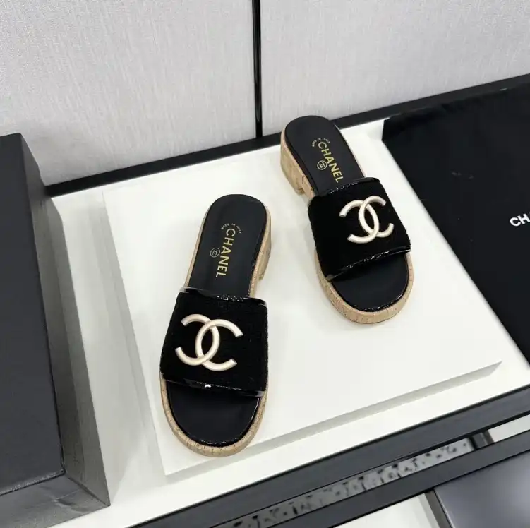 hype Chanel Slippers