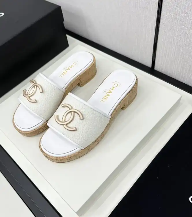 hype Chanel Slippers