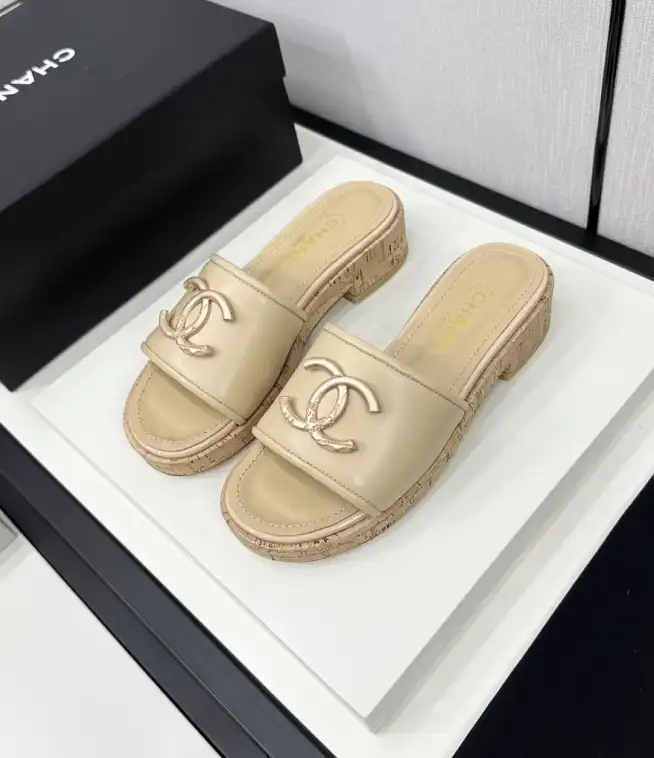 hype Chanel Slippers