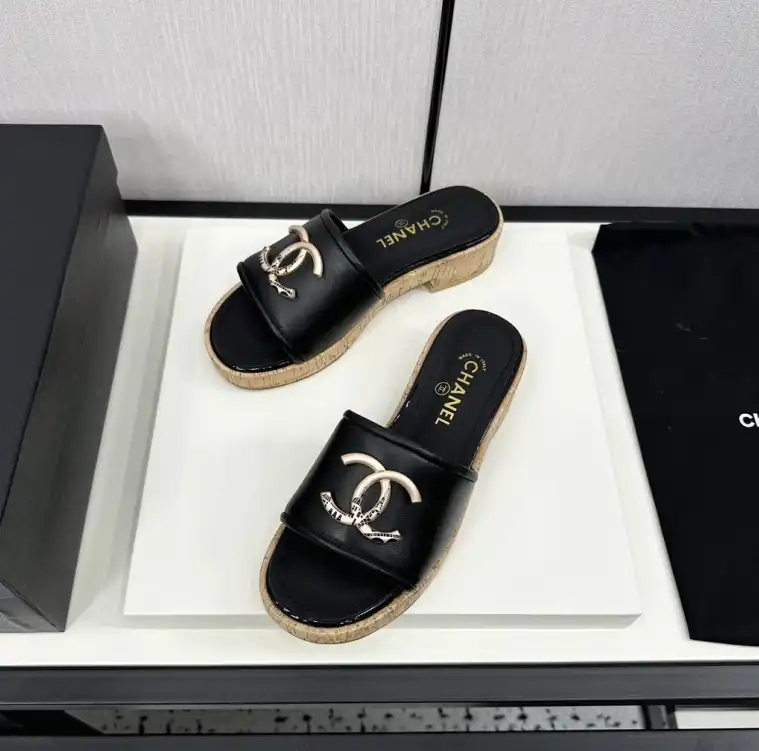 hype Chanel Slippers