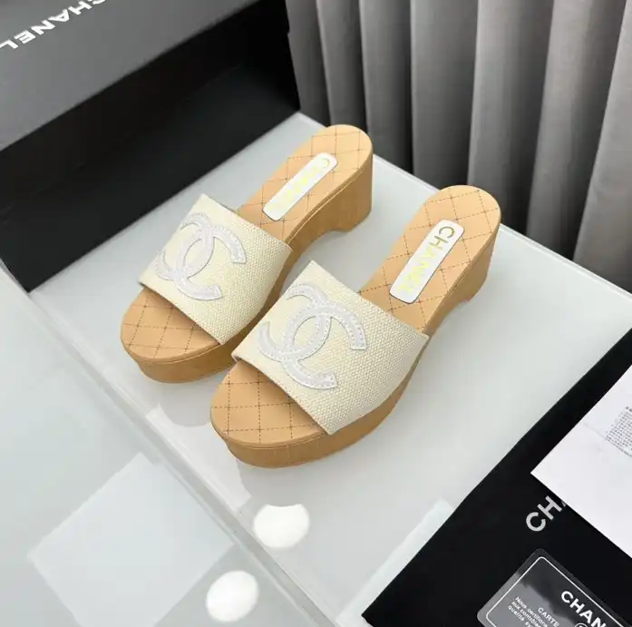 hype Chanel Slippers