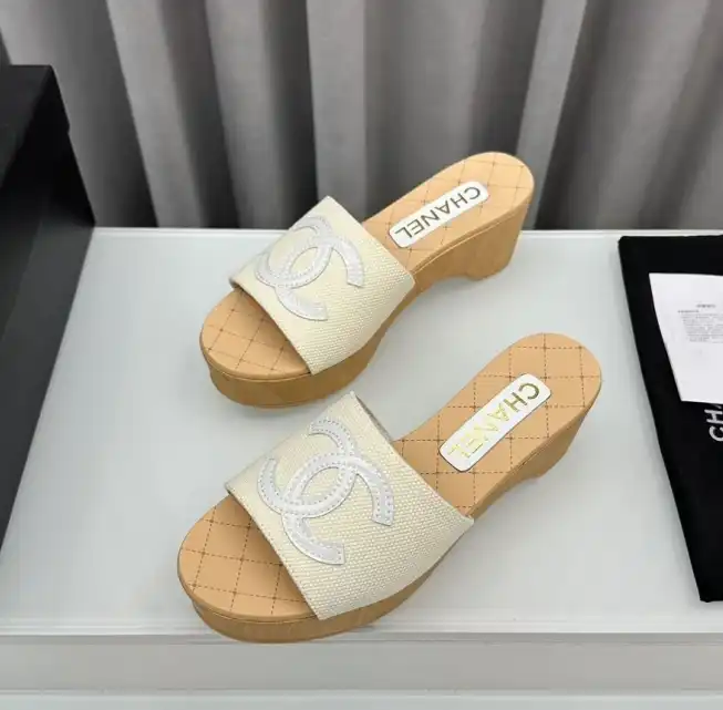 hype Chanel Slippers