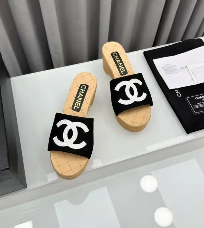 hype Chanel Slippers