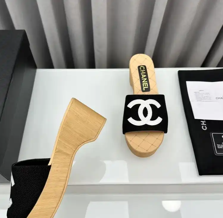 hype Chanel Slippers