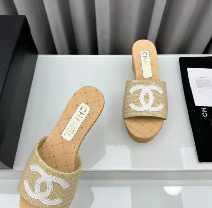 hype Chanel Slippers