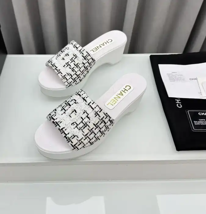 hype Chanel Slippers