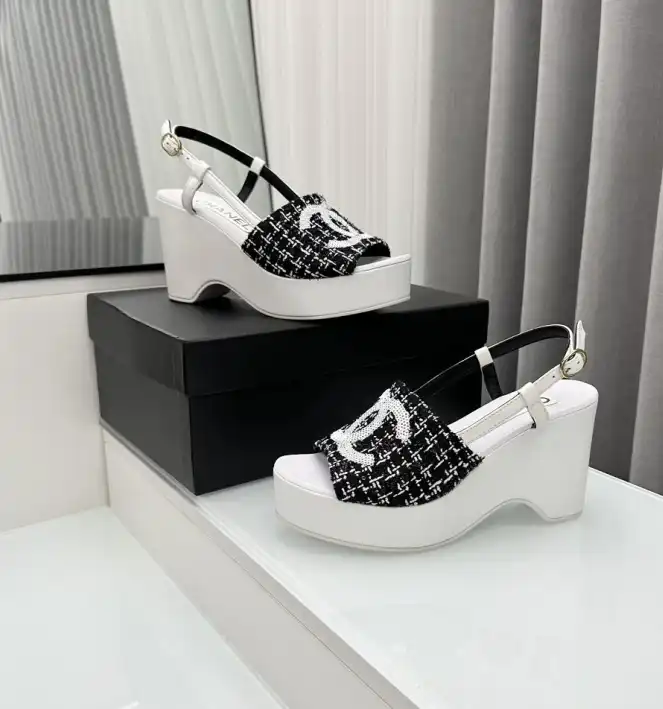 hype Chanel High Heels