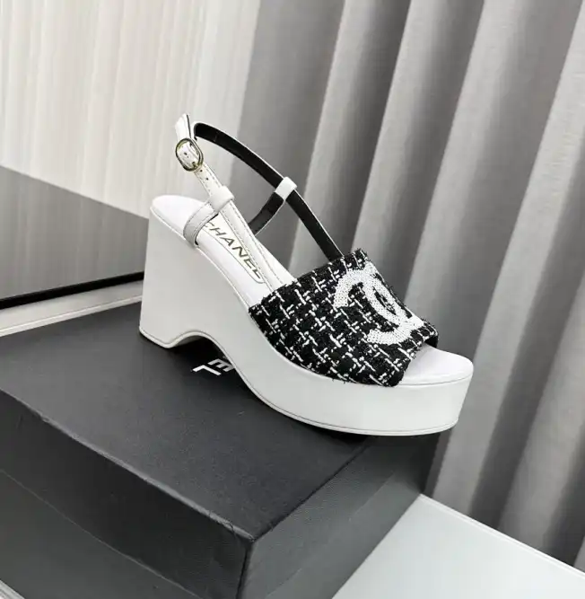 hype Chanel High Heels