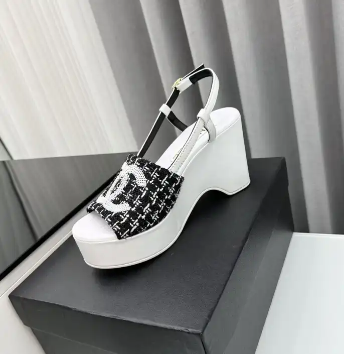 hype Chanel High Heels