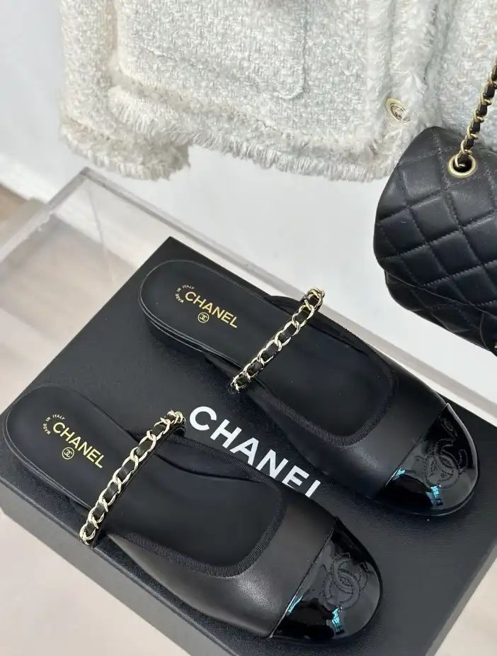 hype Chanel Slippers