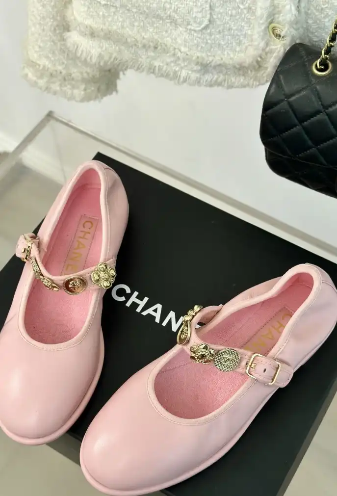 hype Chanel Flat Shoes