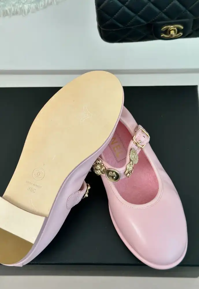 hype Chanel Flat Shoes