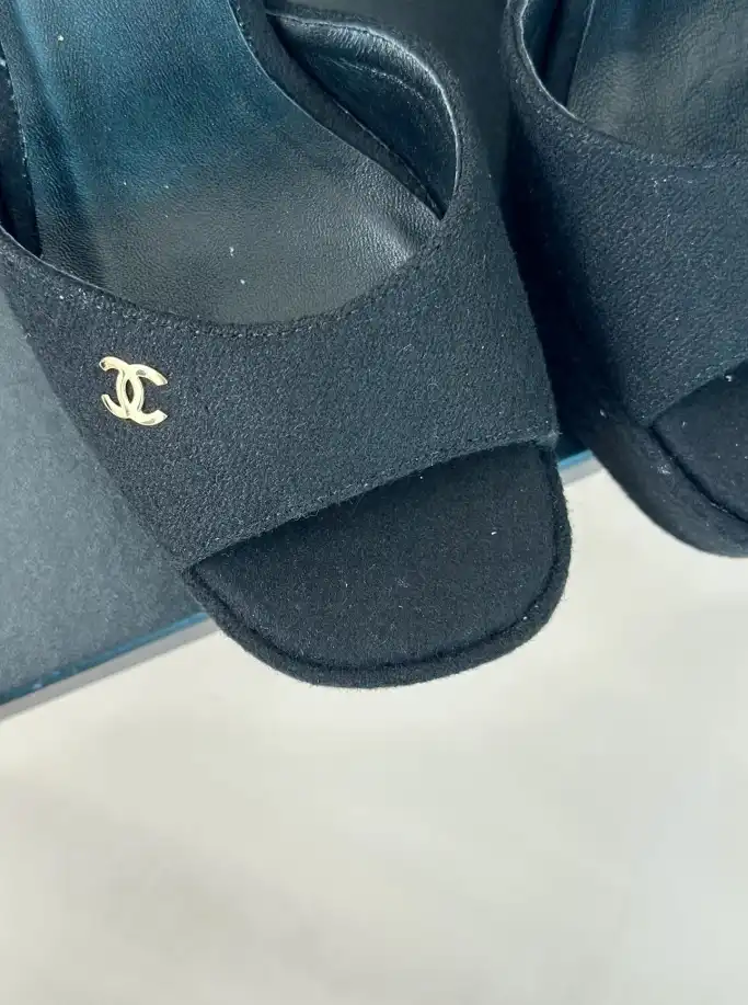 hype Chanel Sandals