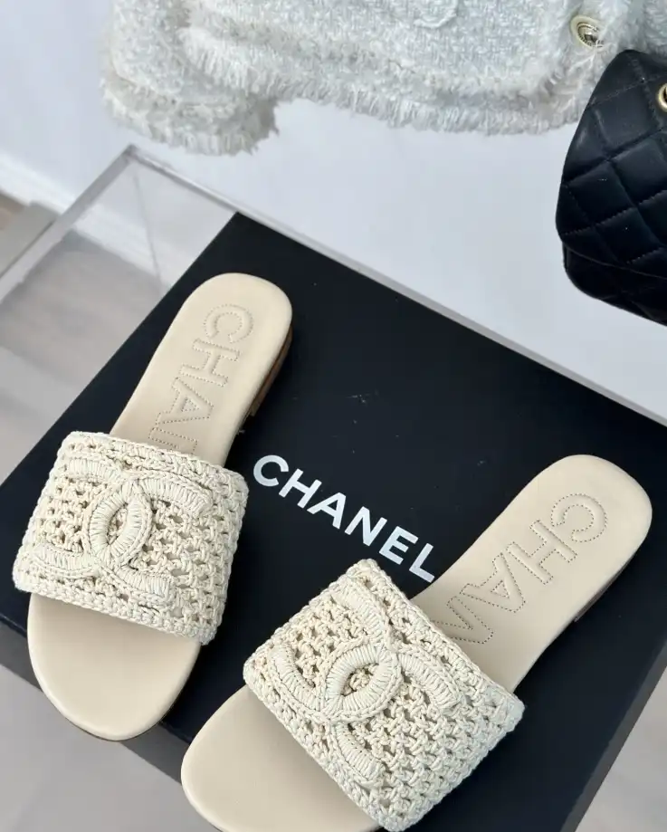 hype Chanel Slippers