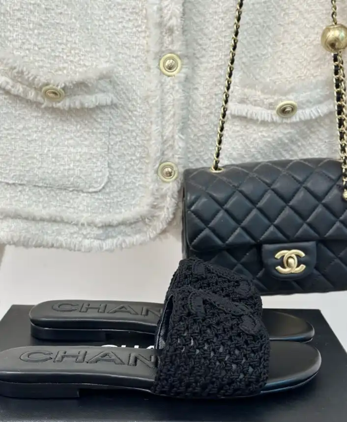 hype Chanel Slippers