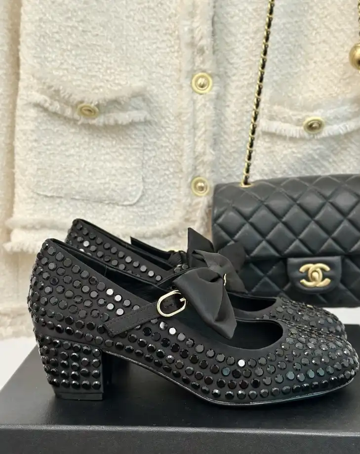 hype Chanel High Heels