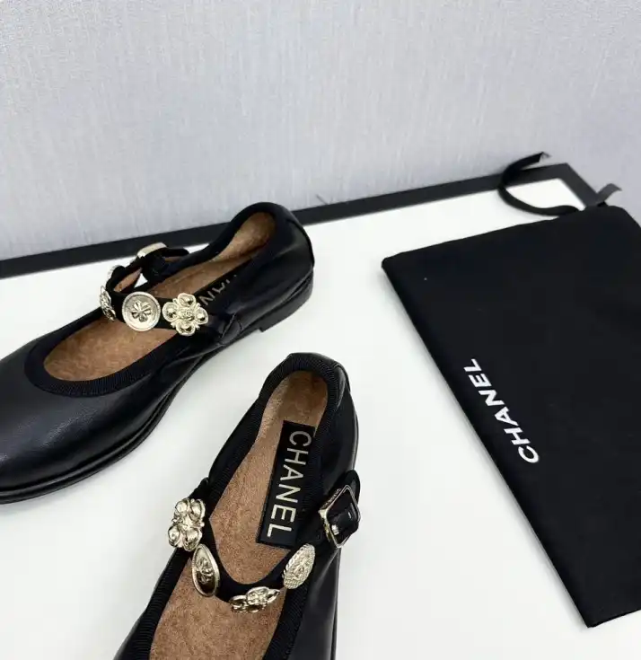 hype Chanel Flat Shoes