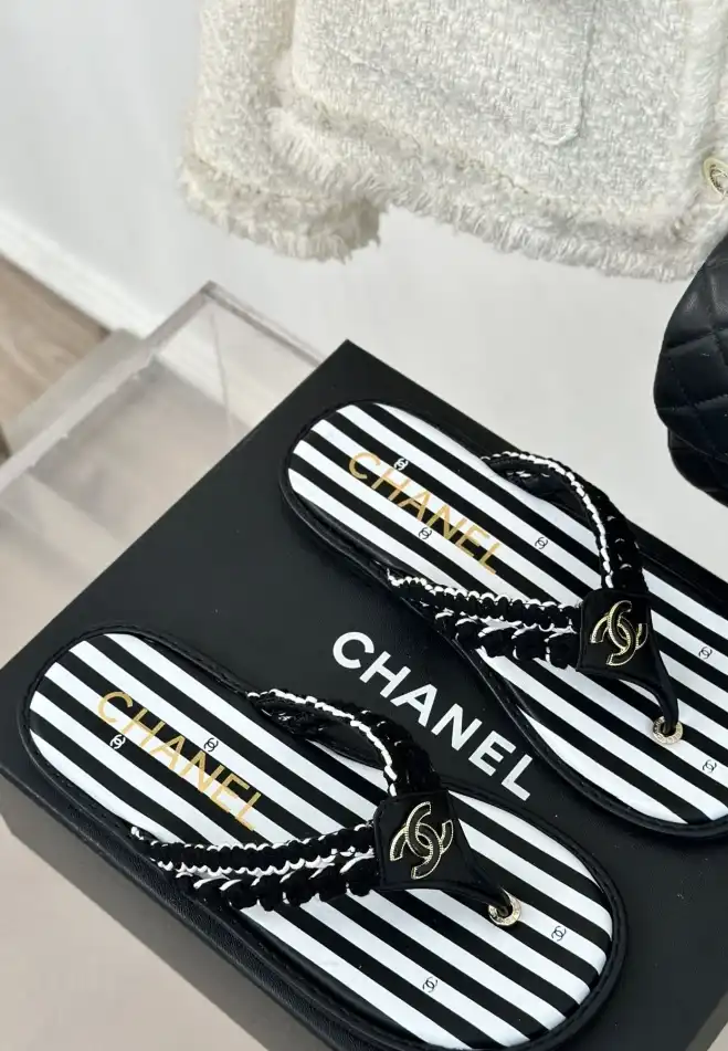 hype Chanel Slippers