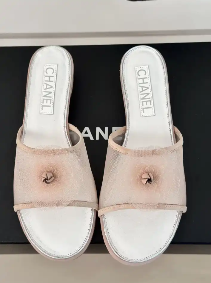 hype Chanel Slippers