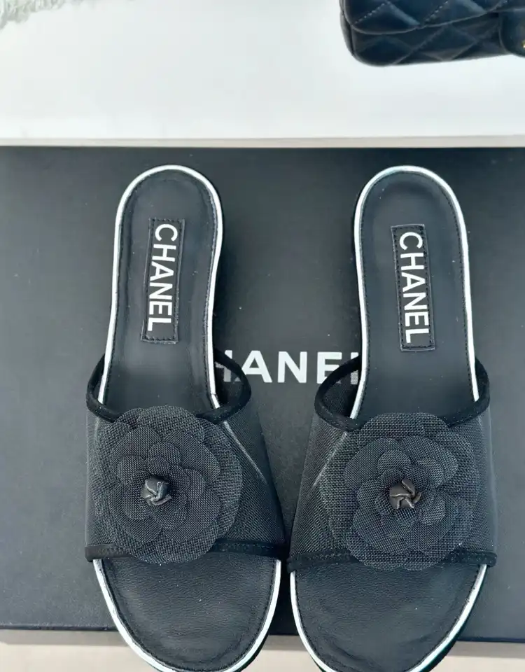 hype Chanel Slippers