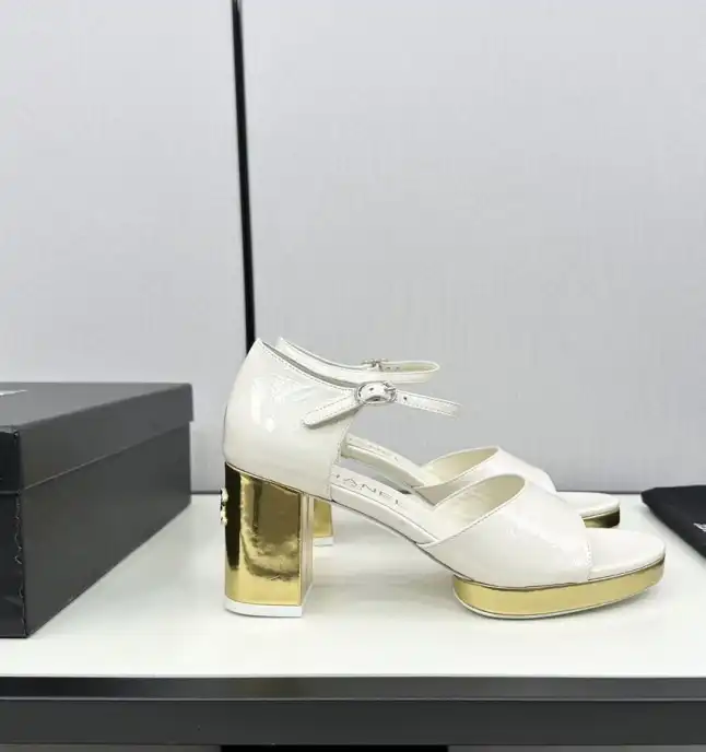 hype Chanel High Heels