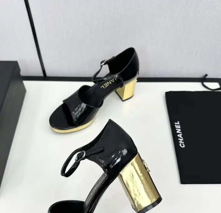 hype Chanel High Heels