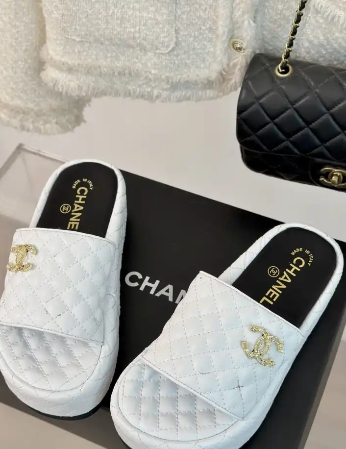 hype Chanel Slippers