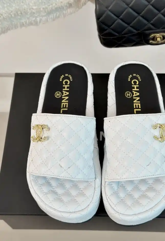 hype Chanel Slippers