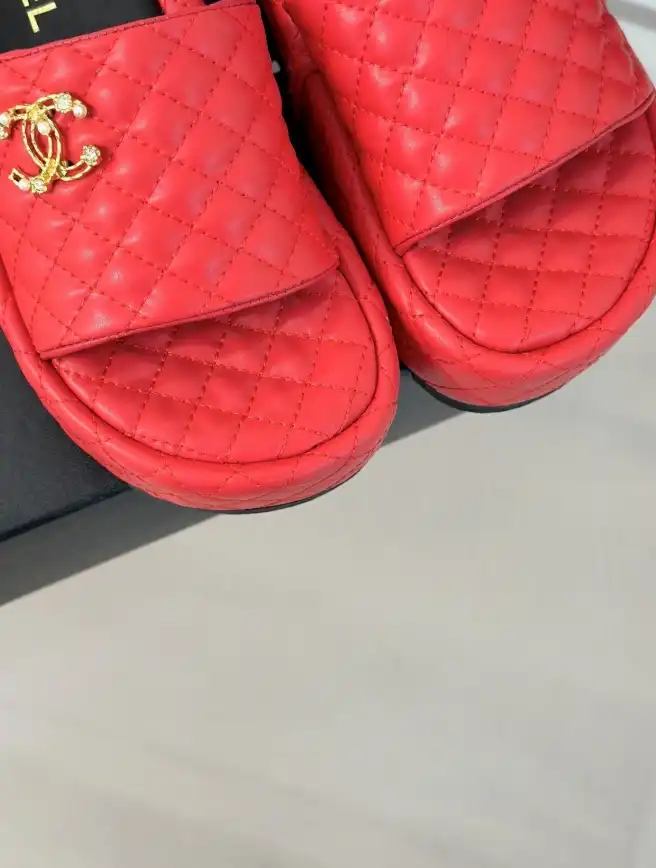 hype Chanel Slippers