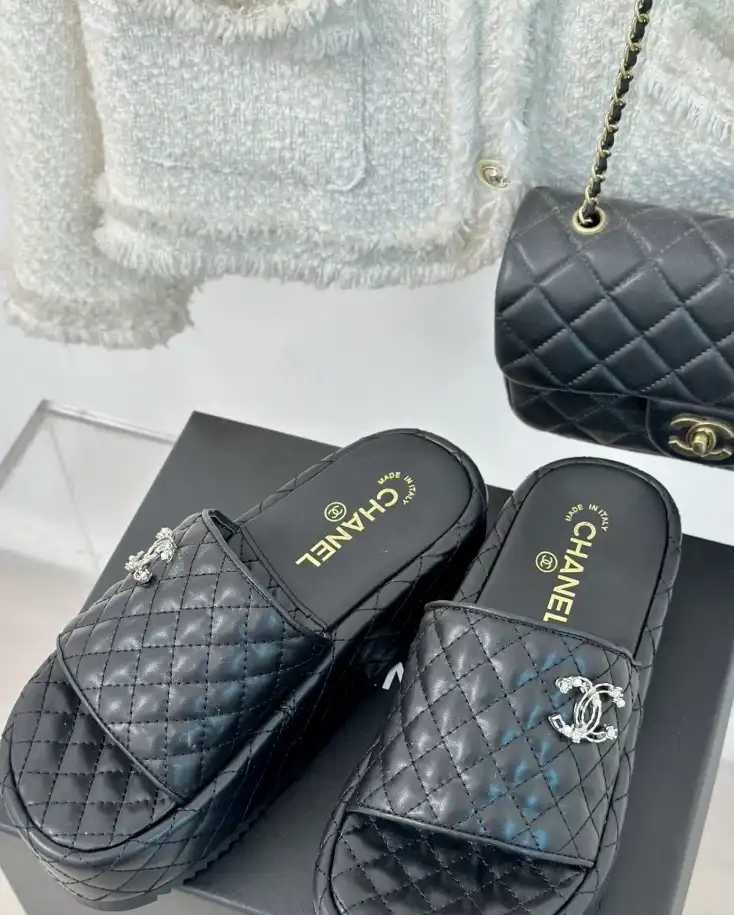 hype Chanel Slippers