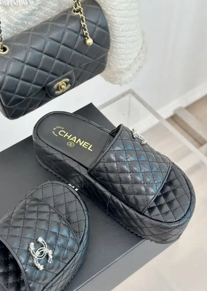 hype Chanel Slippers